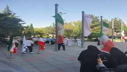 پرچم جمهوری اسلامی ایران بر فراز دانشگاه علوم پزشکی ایران به اهتزاز درآمد؛ آیین گرامیداشت شهدا و استقبال از دانشجویان