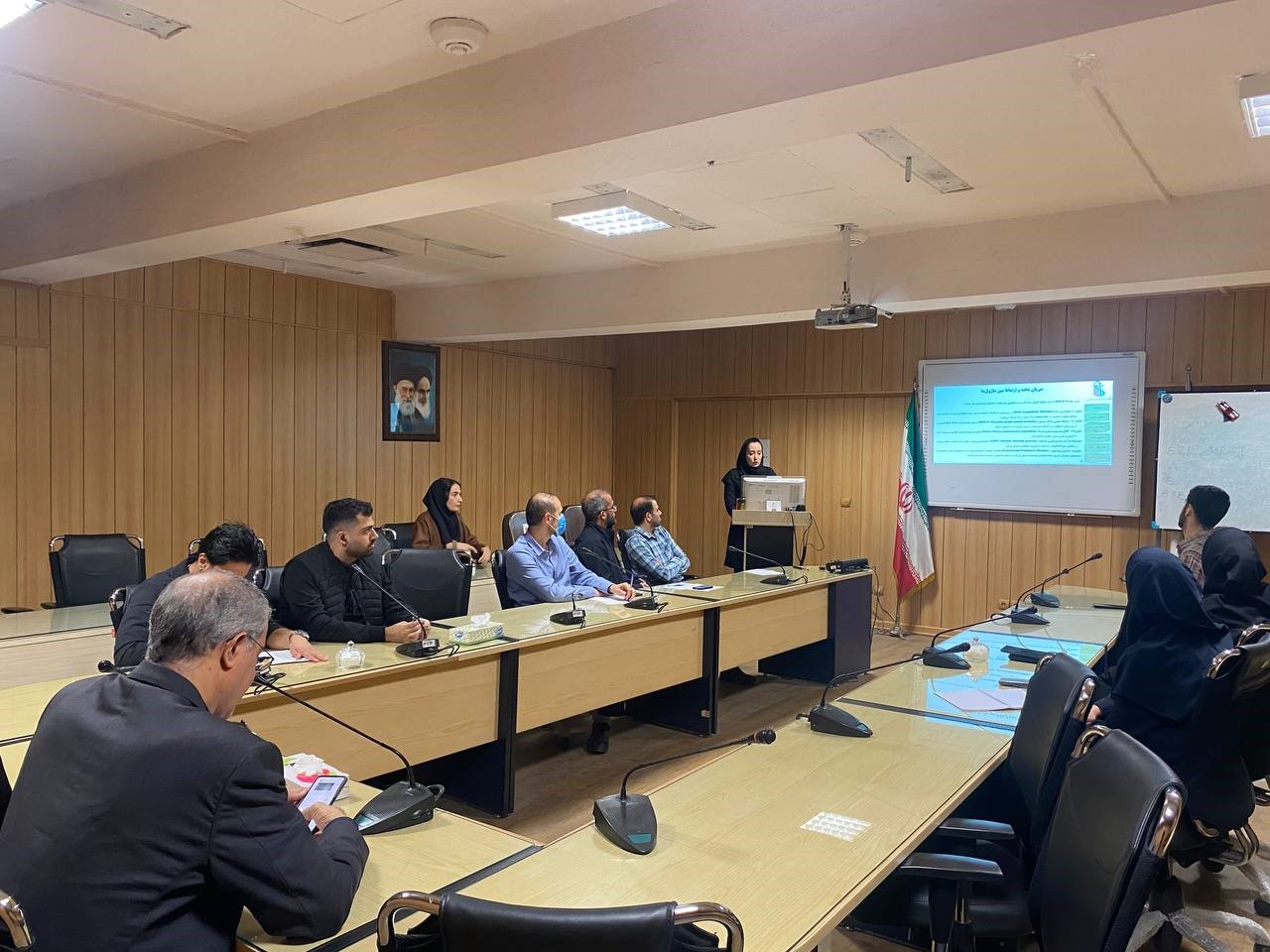 پنجمین جلسه ژورنال کلاب دانشجویان ارشد رشته HSE در نیمسال اول 1405-1404 برگزار شد