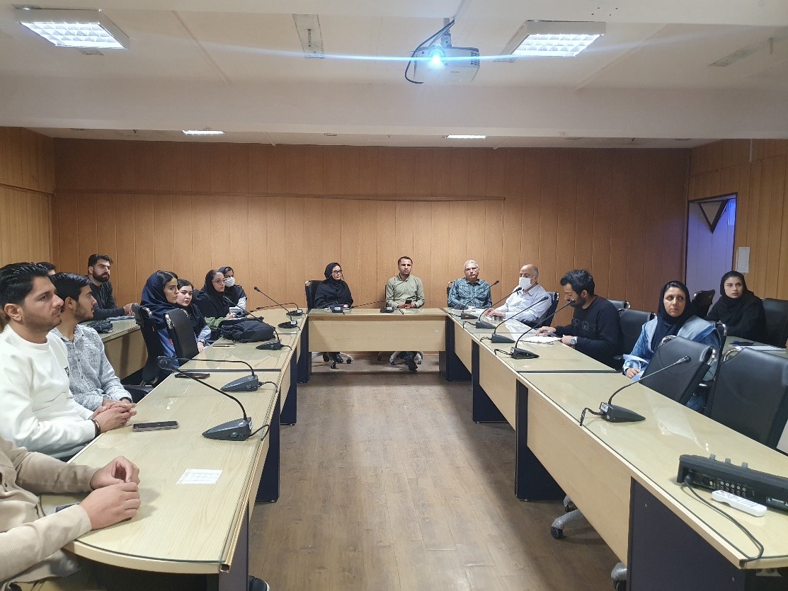 سومین جلسه ژورنال کلاب دانشجویان ارشد HSE در نیمسال اول 1405-1404 برگزار شد