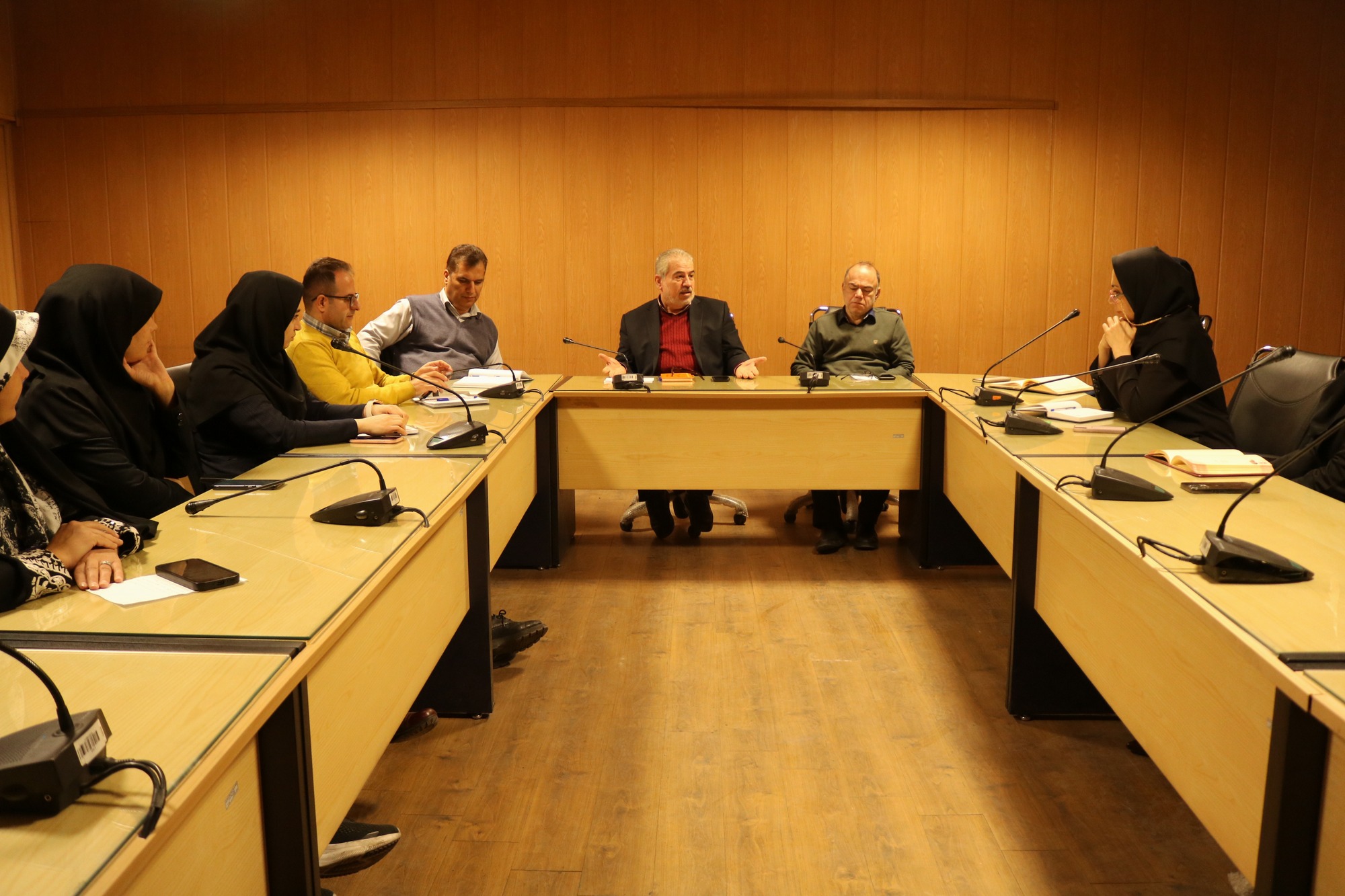 برگزاری جلسه کمیته سلامت اداری و صیانت از حقوق شهروندی دانشکده بهداشت