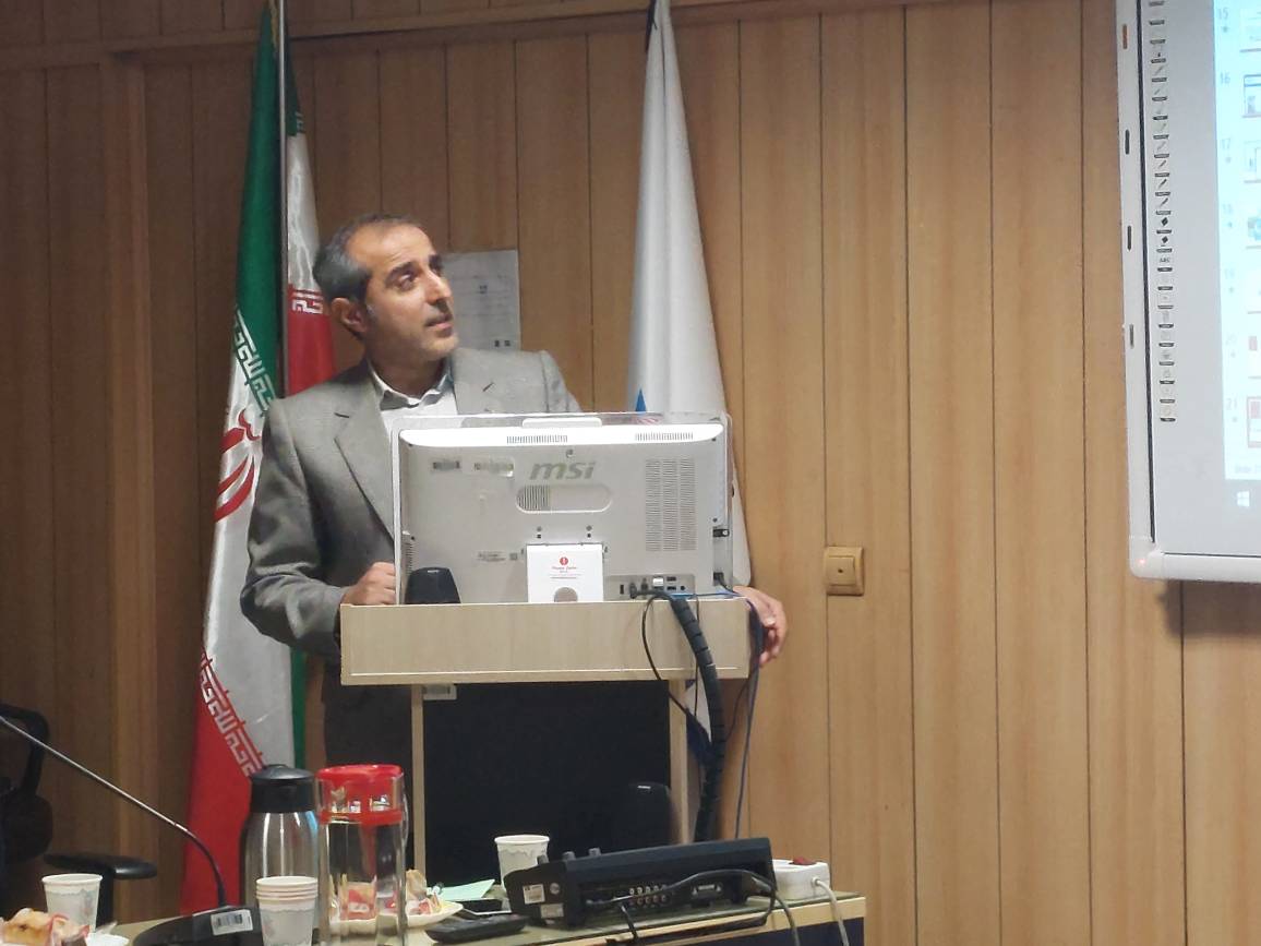 دوره «زندگی سلامت‌محور با آموزه‌های طب سنتی ایرانی» در دانشکده بهداشت برگزار شد.